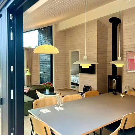 Newly Built 200 M From In Mols Semesterbostad *