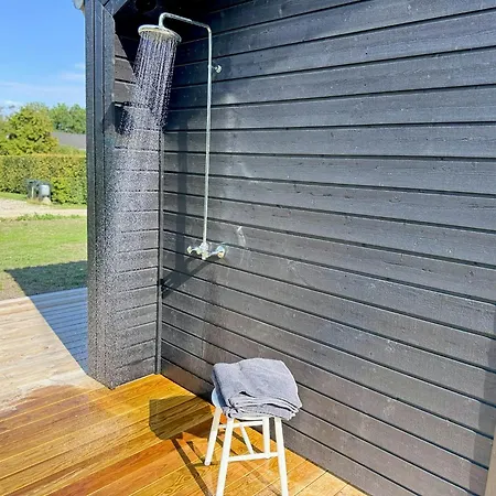 Newly Built 200 M From In Mols *